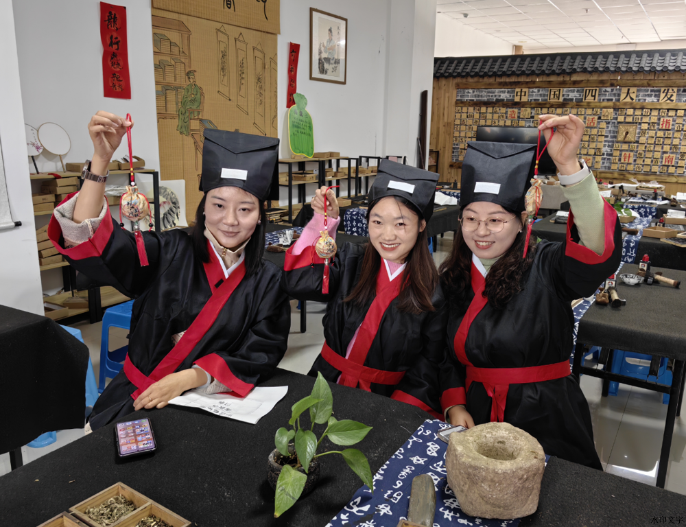 f2df73230a58444b8824661f00994b4d.png f2df73230a58444b8824661f00994b4d.png